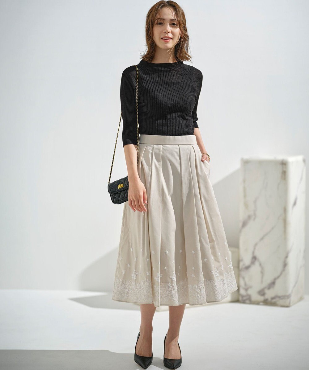 組曲 レースパネルプリント タックフレアスカート 