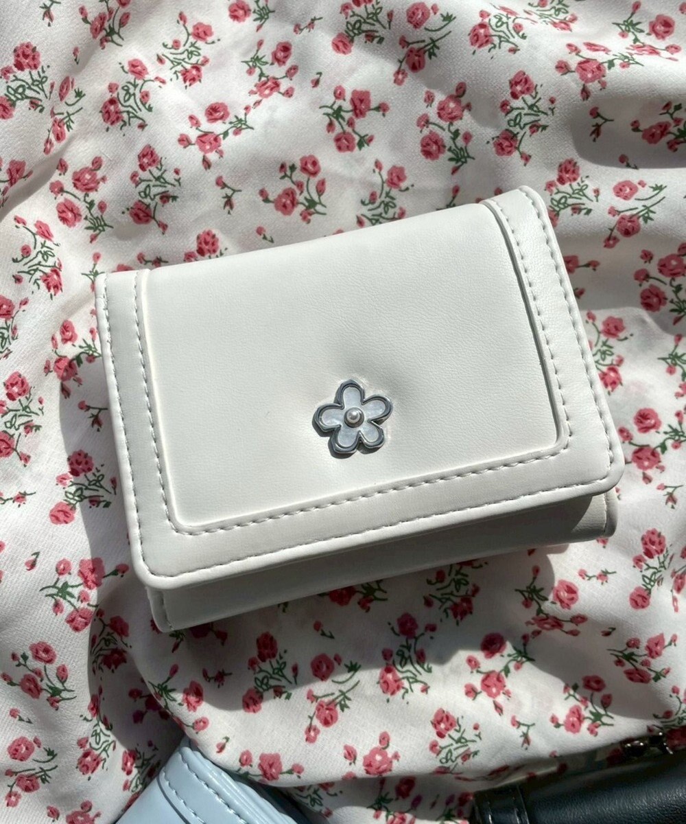 WEGO フラワーガマ口ウォレット 