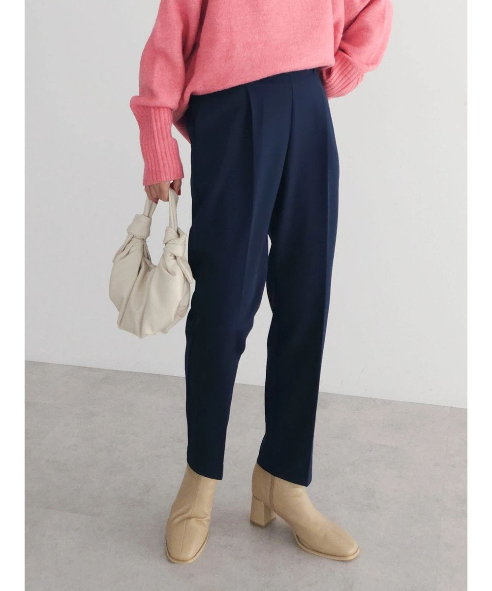 Green Parks きれいシルエットパンツ（アンクルテーパード） 