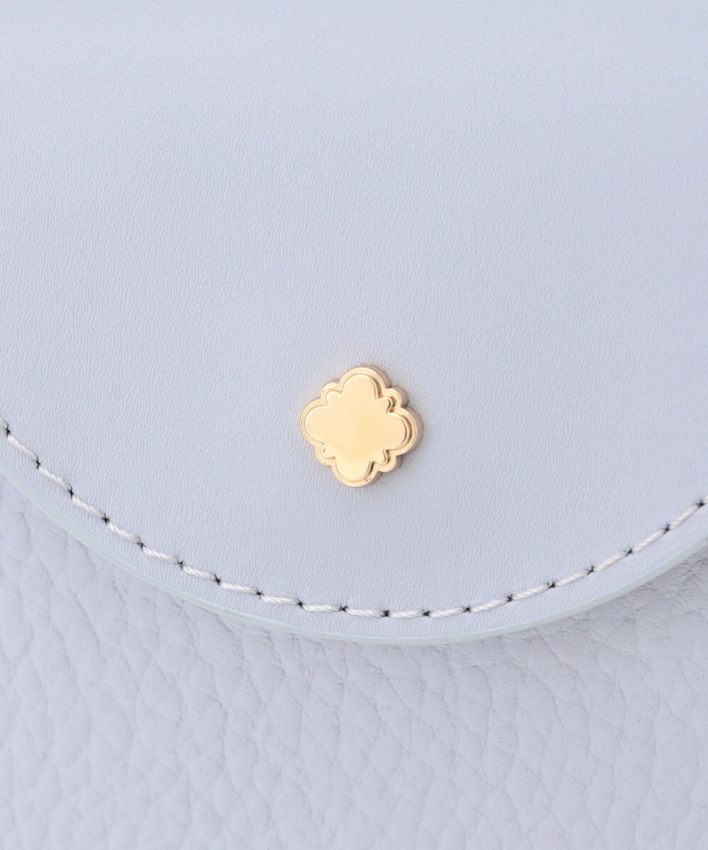 TOCCA 【八木アリサさん着用】PETAL SILHOUETTE LEATHER POCHETTE ポシェット 