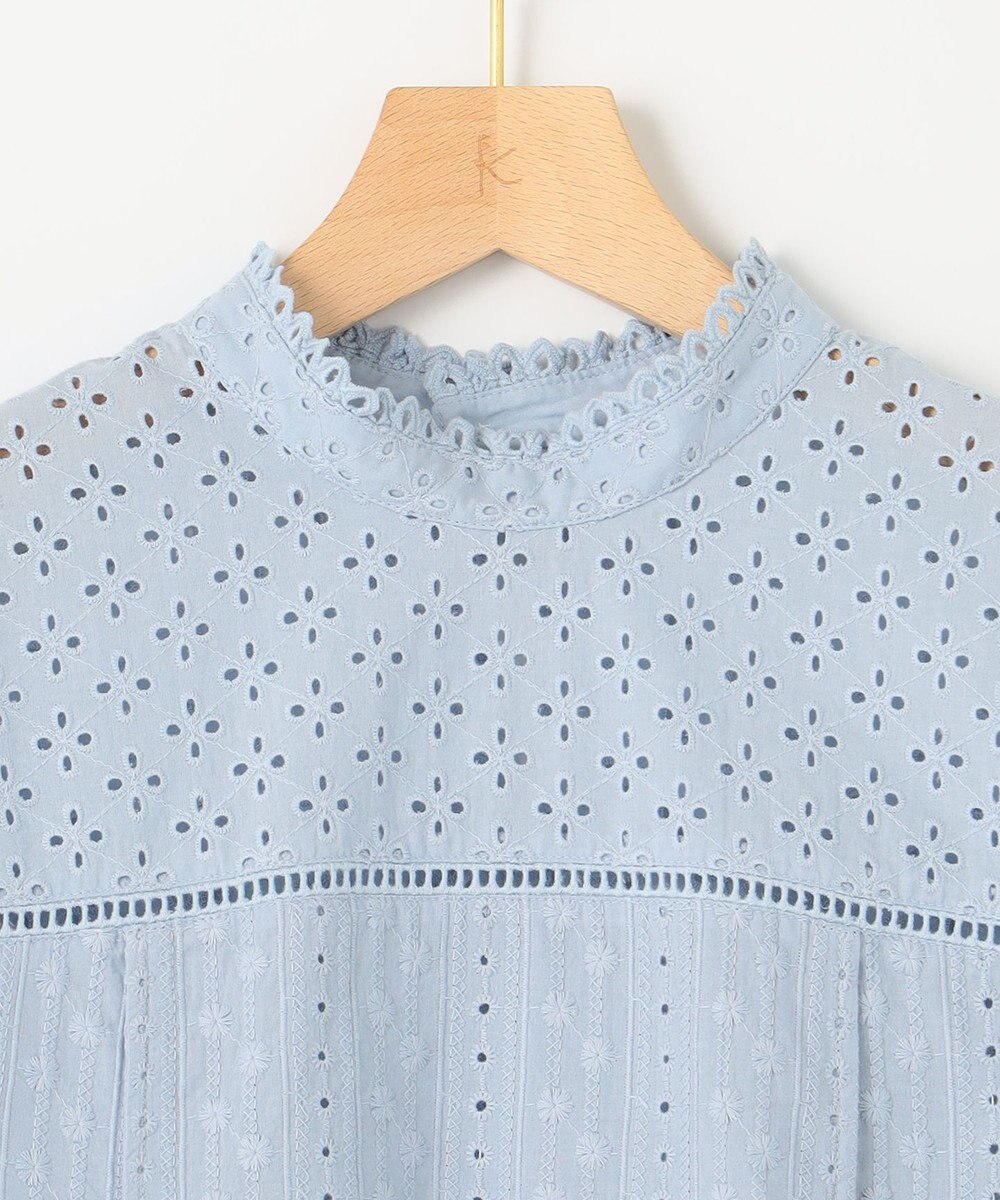 組曲 【WEB限定色あり】エンブロイダリーレース　ハイネック半袖ブラウス 