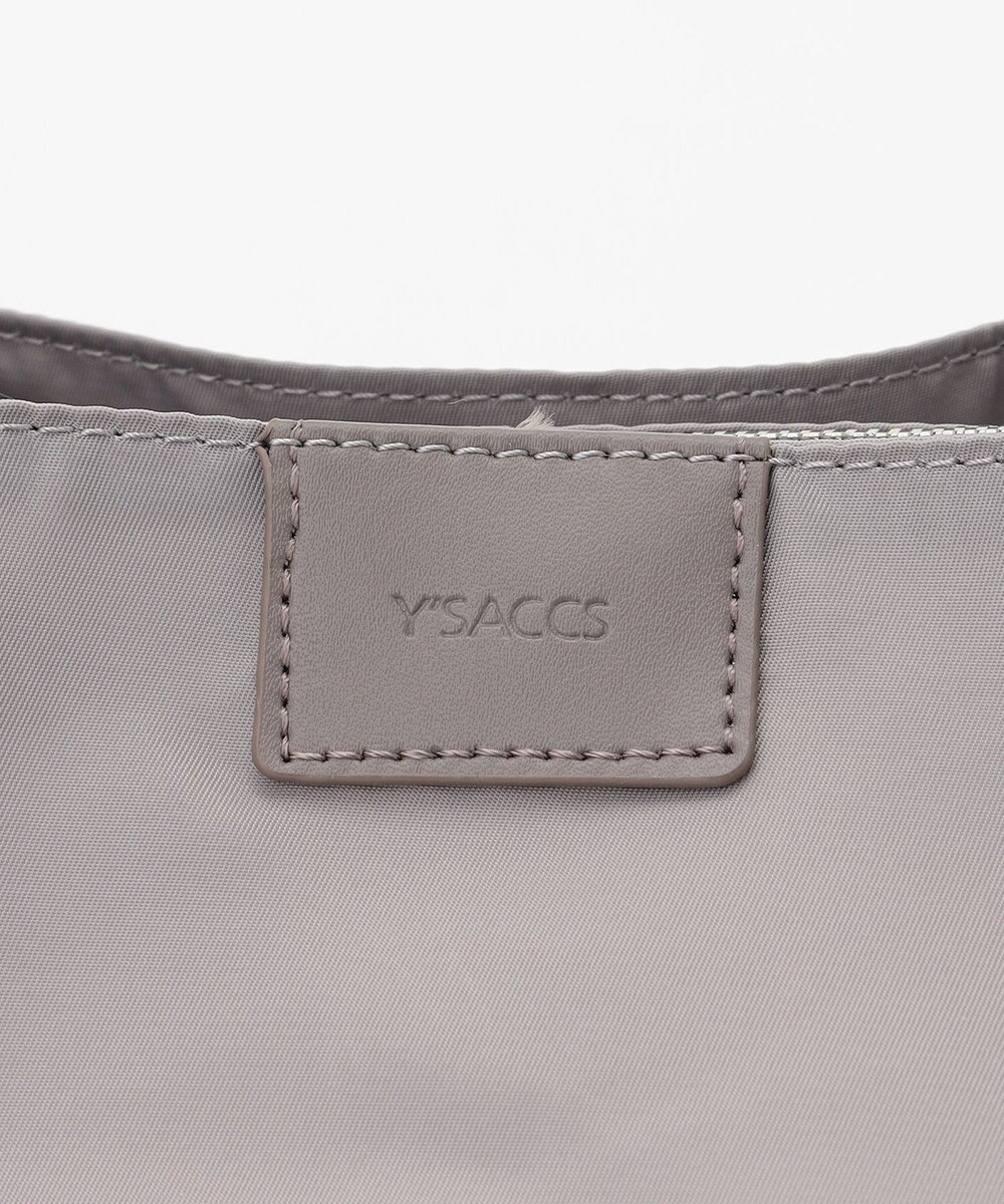 Y'SACCS スクエアすっきりトート Mサイズ 