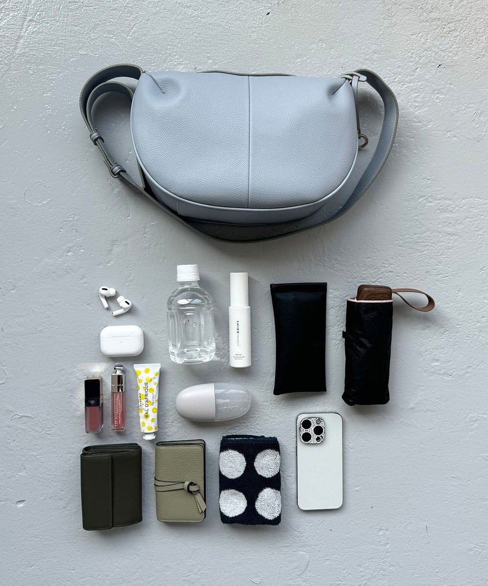 組曲 【人気につき再入荷！】ハーフムーンショルダー バッグ 