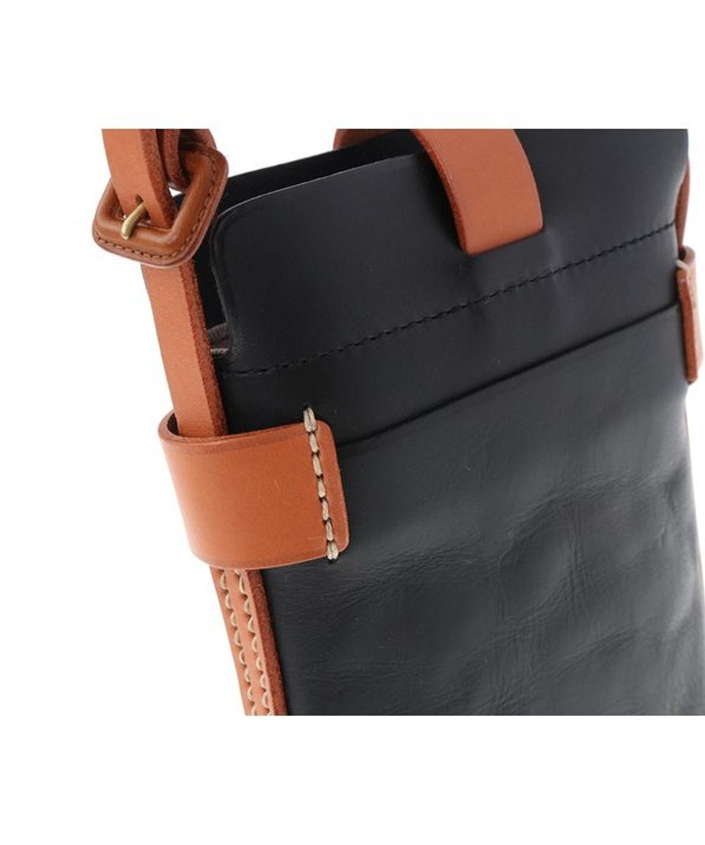 genten サドルベルト ヌオーバ 縦型コンパクトショルダーバッグ 