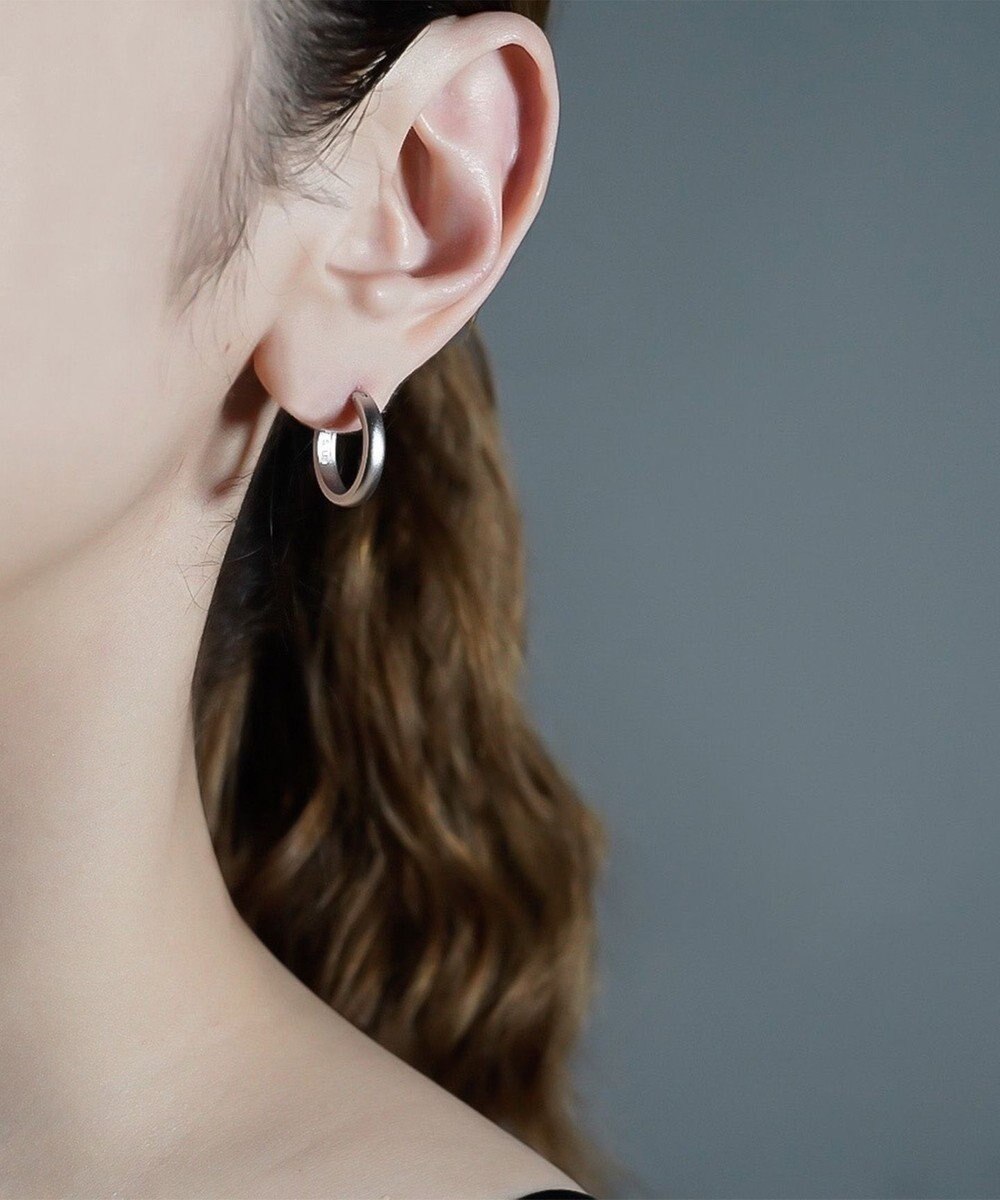 susui 【doughnut】フープピアス M (SVMAT)_片耳 