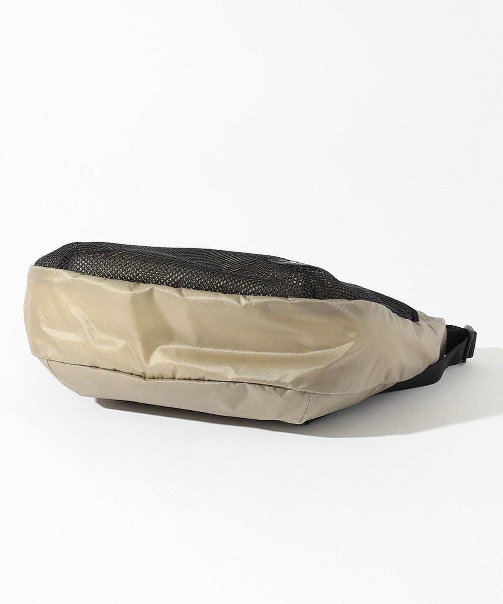 JOSEPH ABBOUD MOUNTAIN 【軽量/撥水】コーデュラナイロンリップ サコッシュ 