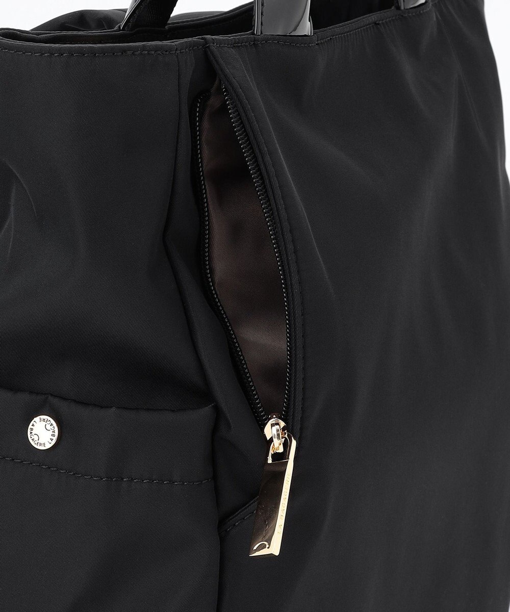 LA BAGAGERIE ツイルナイロン×エナメル リュックサック 