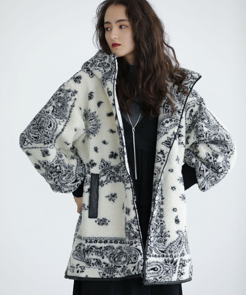 Green Parks ■ＥＳＣＡＲ　ペイズリーボアフードコート 