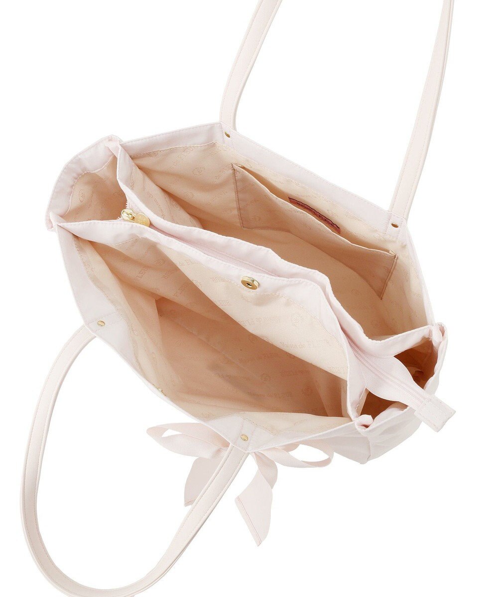 Maison de FLEUR リボンチャーム付き3ルームトートバッグ 