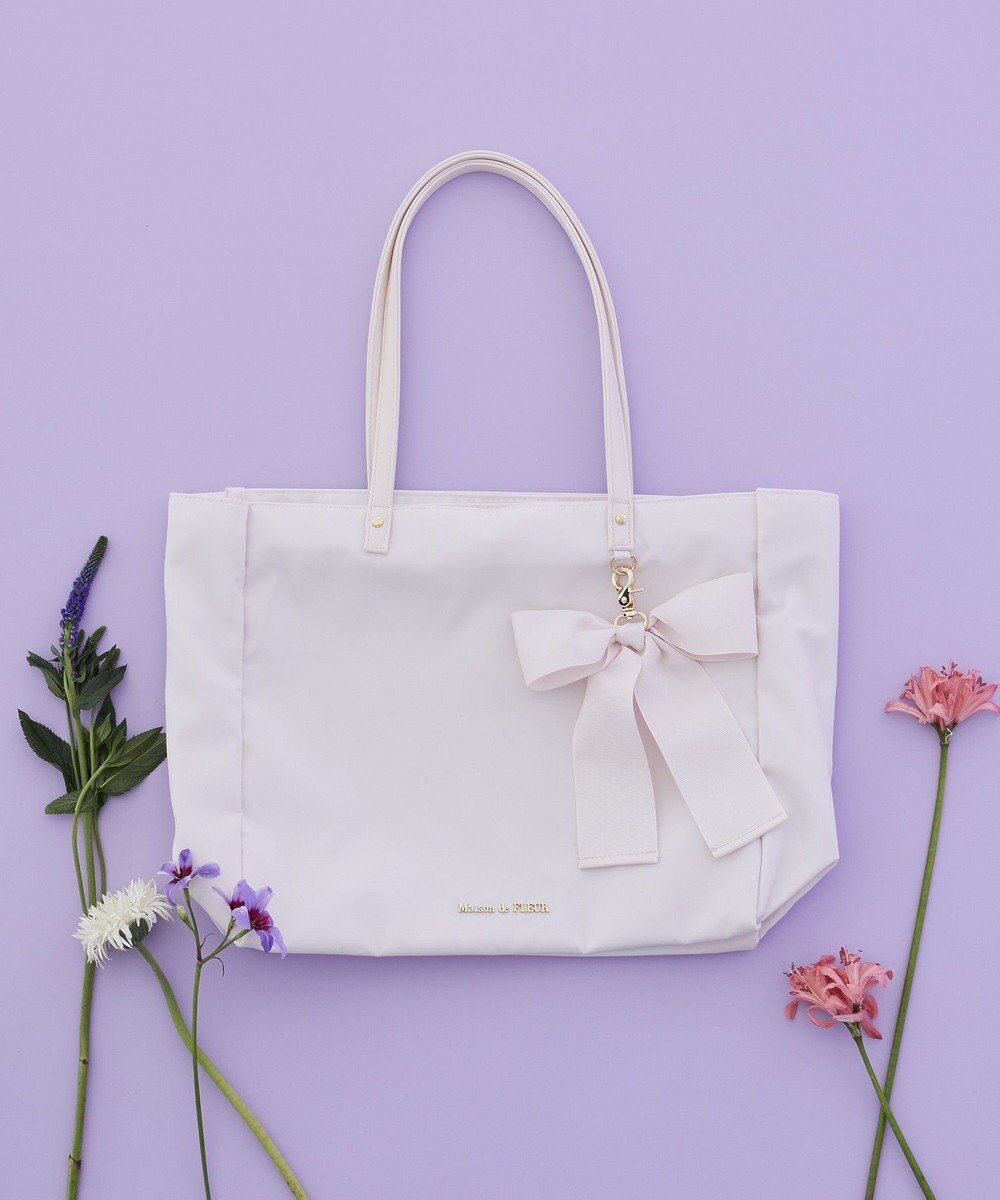 Maison de FLEUR リボンチャーム付き3ルームトートバッグ 