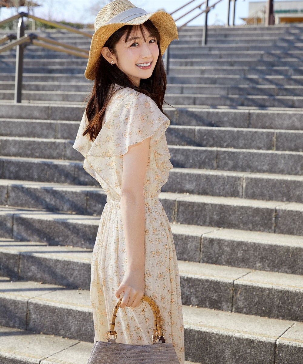 Tiaclasse 【小倉優子さん着用・洗える】フレアスリーブ柄ワンピース 