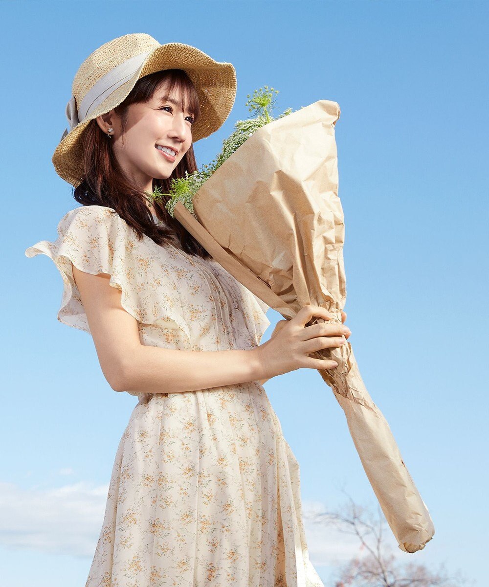 Tiaclasse 【小倉優子さん着用・洗える】フレアスリーブ柄ワンピース 