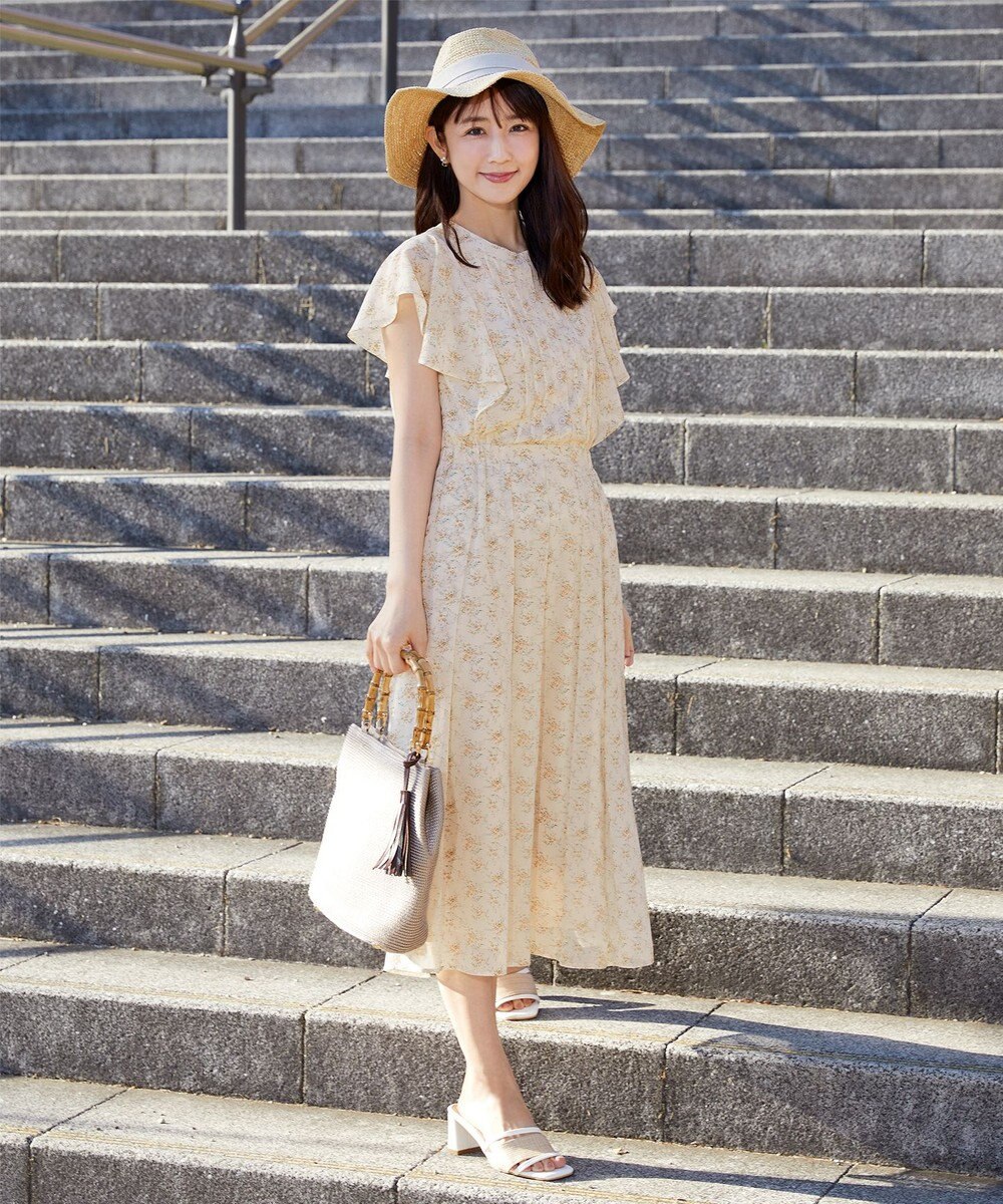 Tiaclasse 【小倉優子さん着用・洗える】フレアスリーブ柄ワンピース 