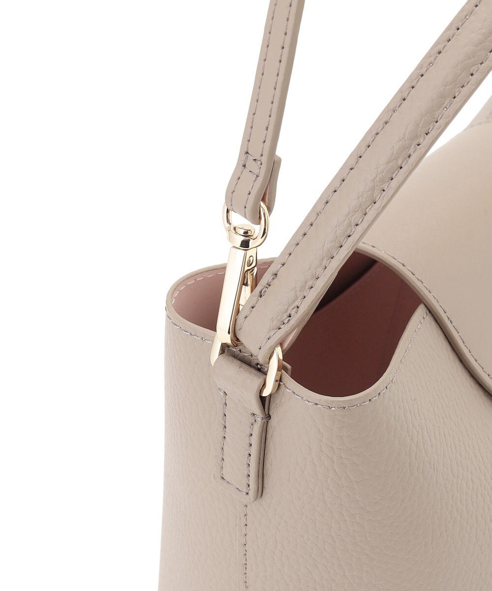 TOCCA PETAL SILHOUETTE LEATHER BAG  レザーバッグ 