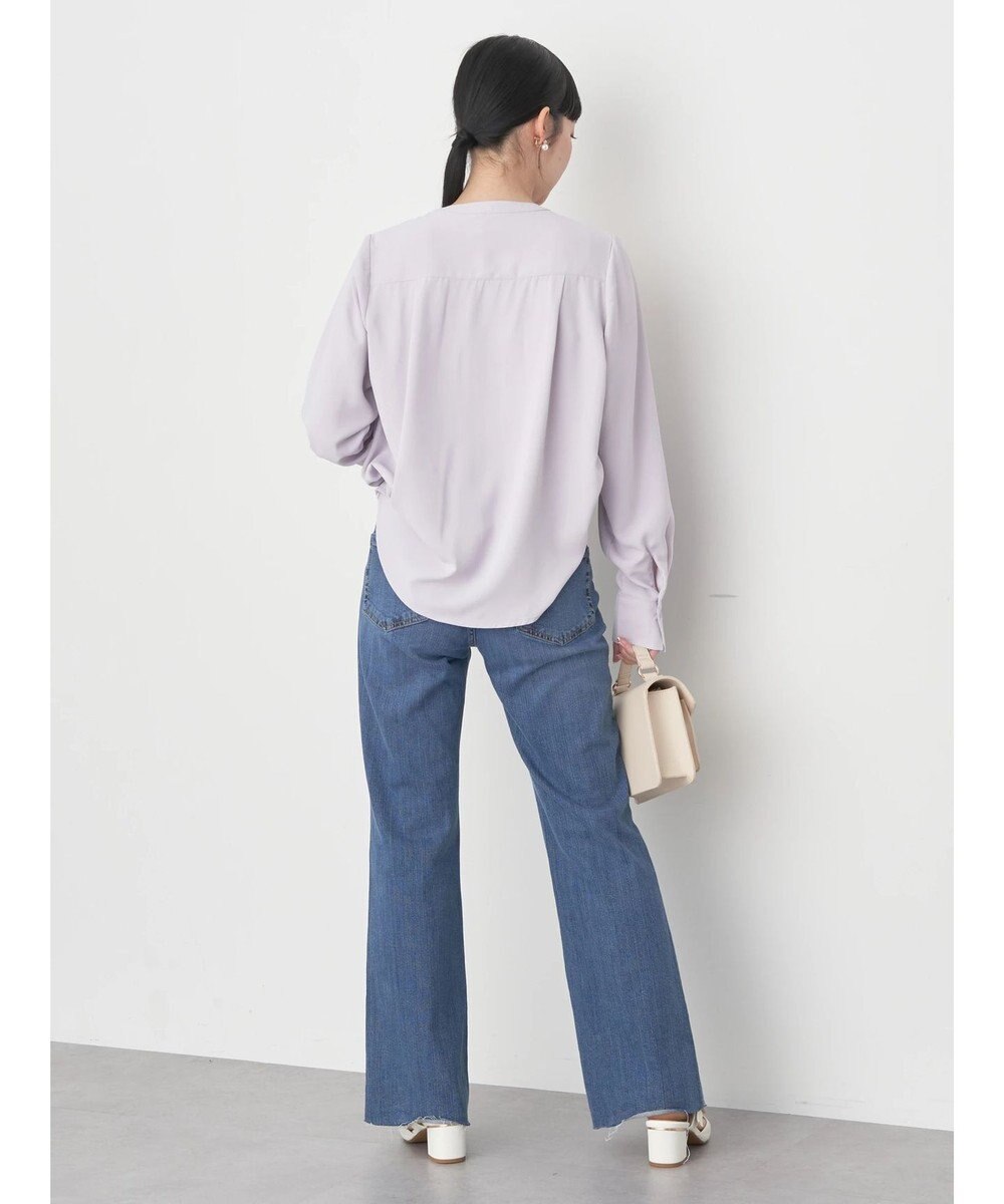 earth music&ecology ノーカラーフロントタックブラウス 