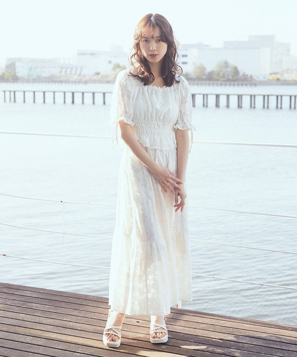 earth music&ecology 透かし花柄ブラウス 