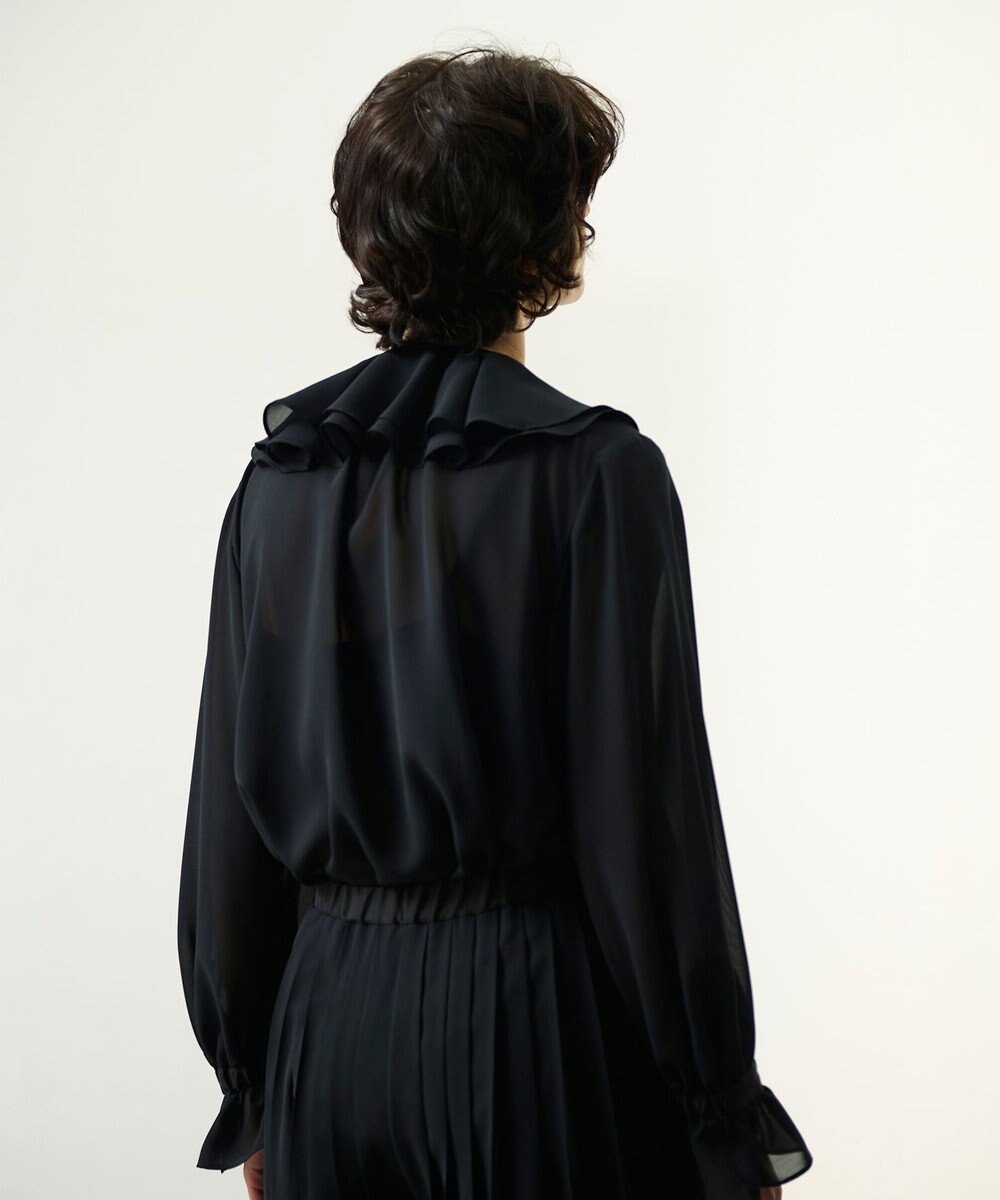 GRACE CONTINENTAL シアーラッフルカラーブラウス 