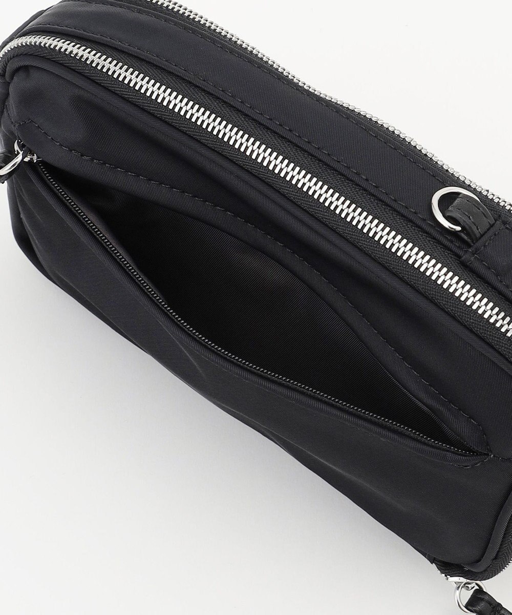 Y'SACCS ナイロン×リサイクルレザー　コンビマルチポシェット 