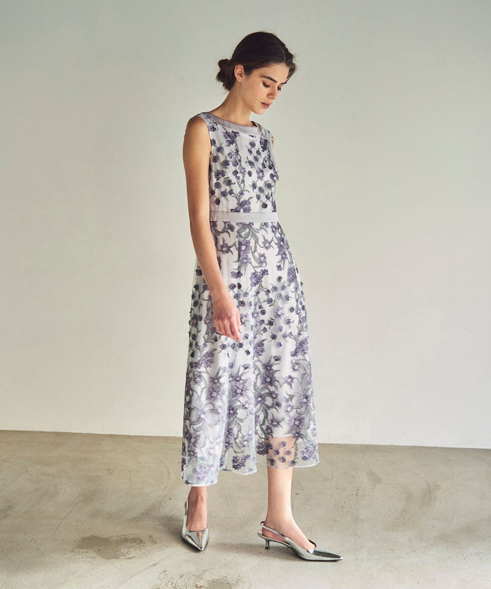 GRACE CONTINENTAL スモール3Dフラワードレス 