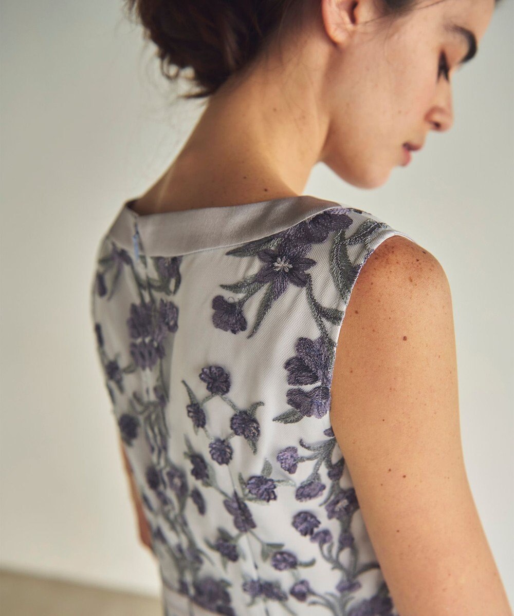 GRACE CONTINENTAL スモール3Dフラワードレス 