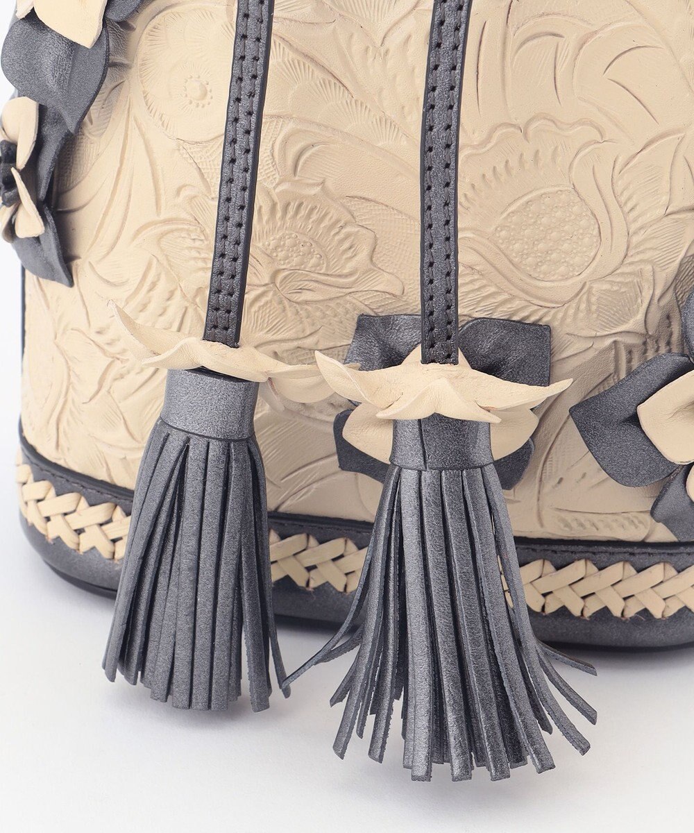 GRACE CONTINENTAL Flower Motif Bag 