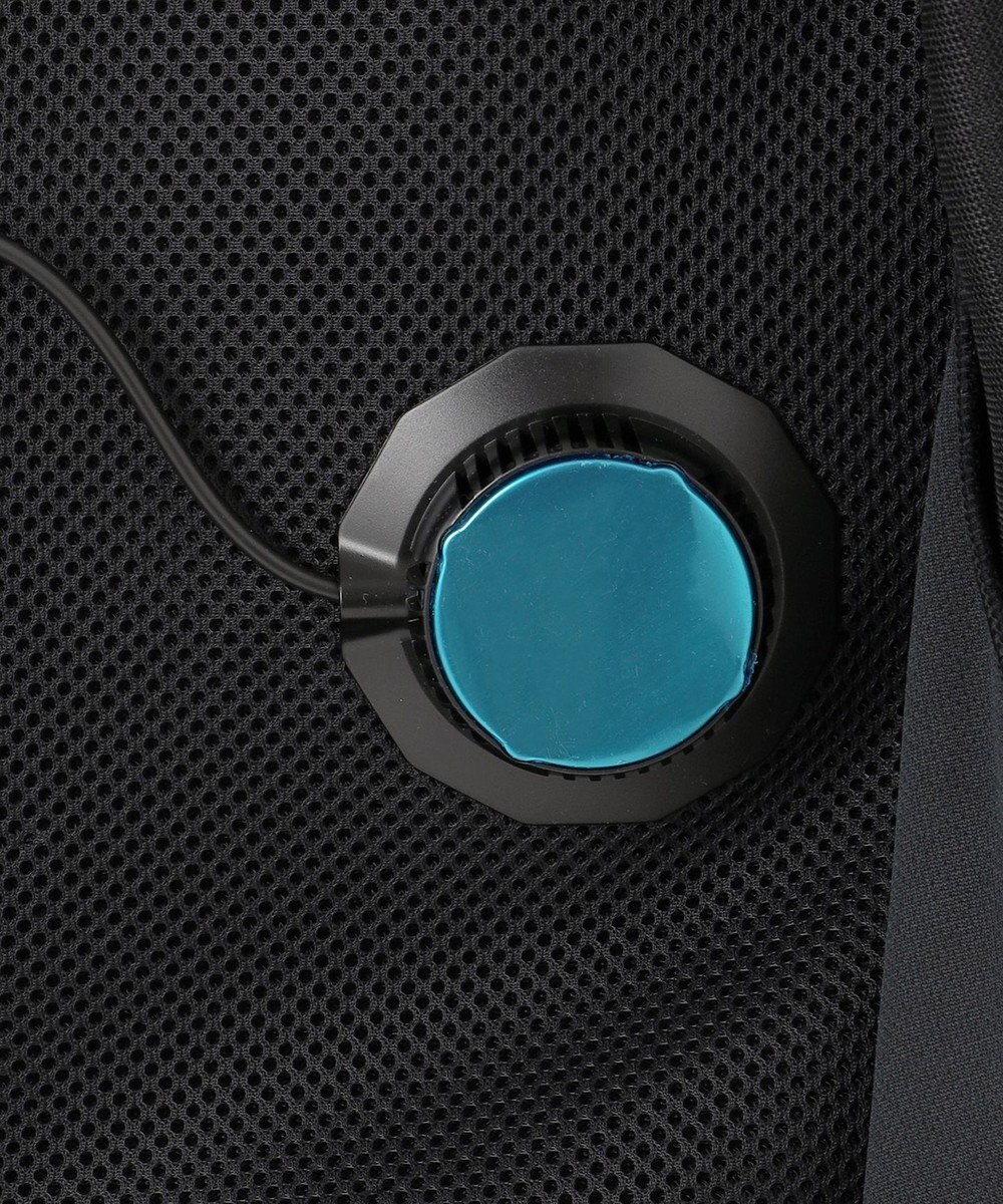 23区GOLF 【UNISEX】ペルチェベスト　モバイルバッテリーで操作する３つの冷却装置付き　夏のアウトドアにおすすめ 