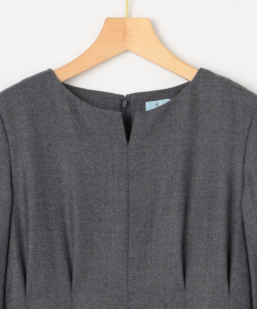 組曲 ウールジョーゼット スリットネックワンピース 