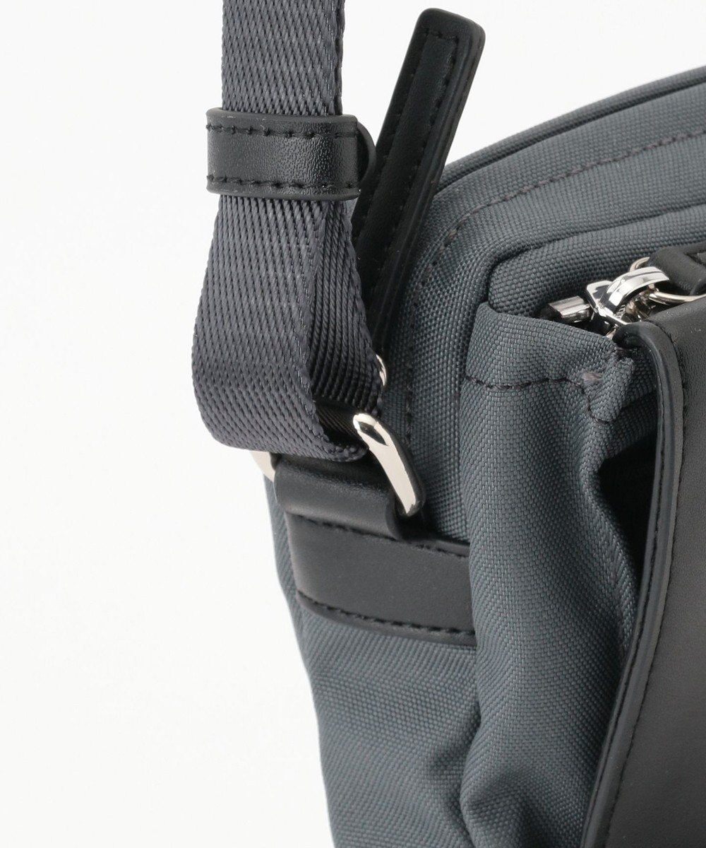 Y'SACCS ベルトスクエアミニマムショルダーバッグ 