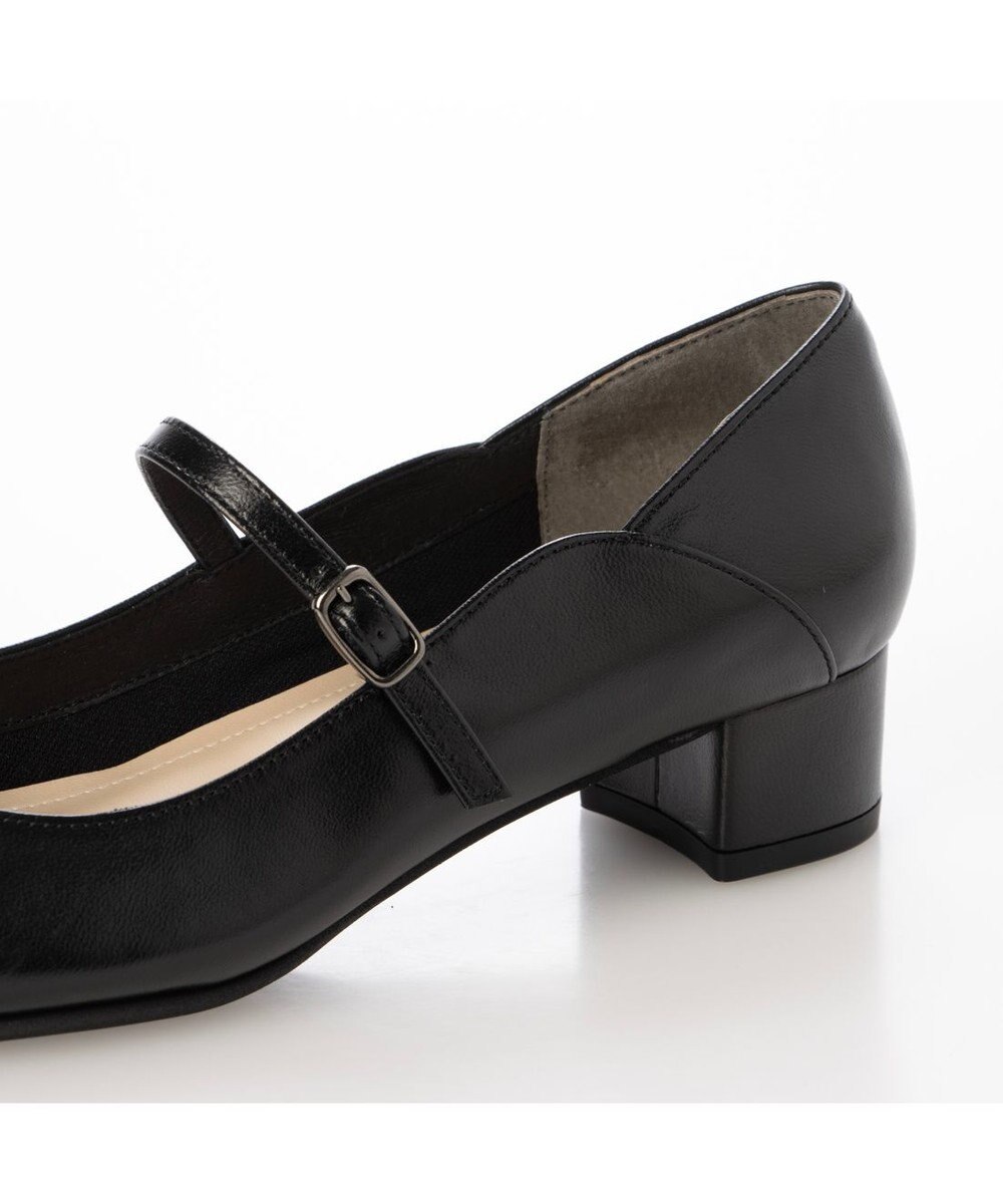 Riz raffinee <Riz raffinee>アーモンドトゥストラップパンプス 