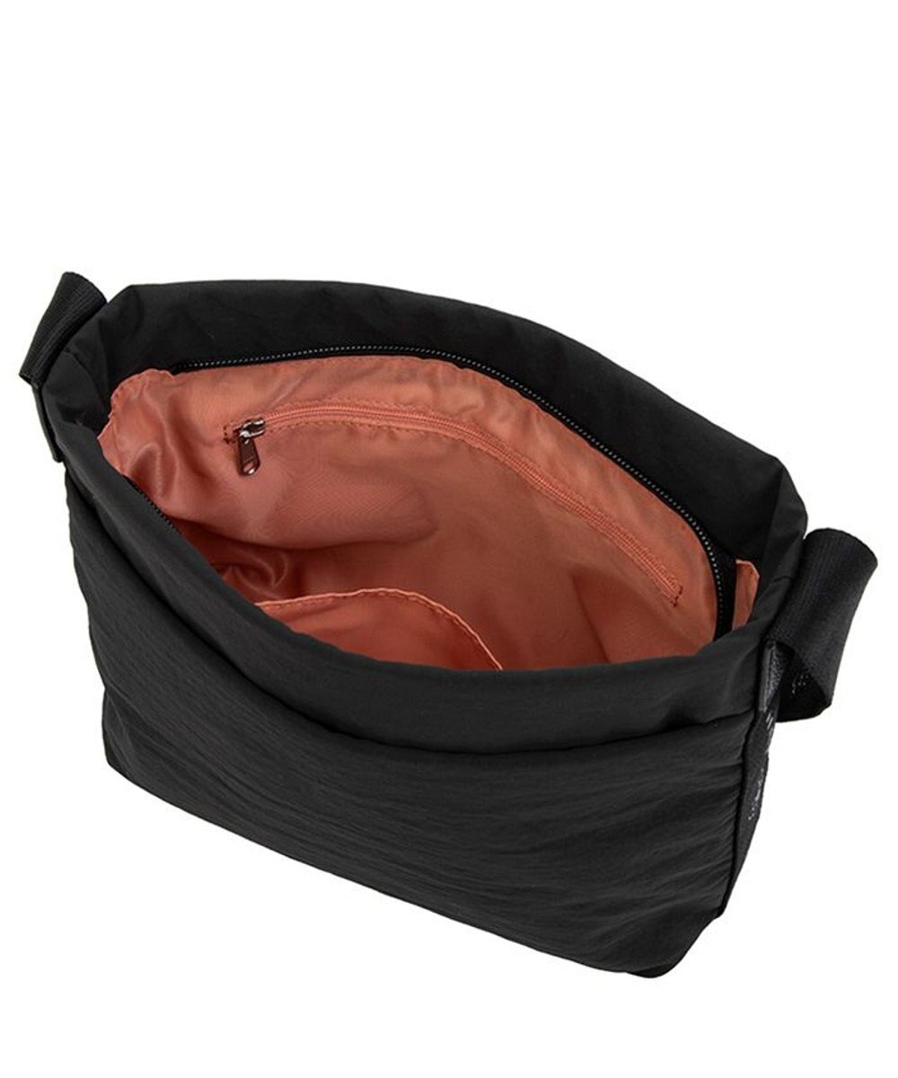 CLATHAS レザン ショルダーバッグ 