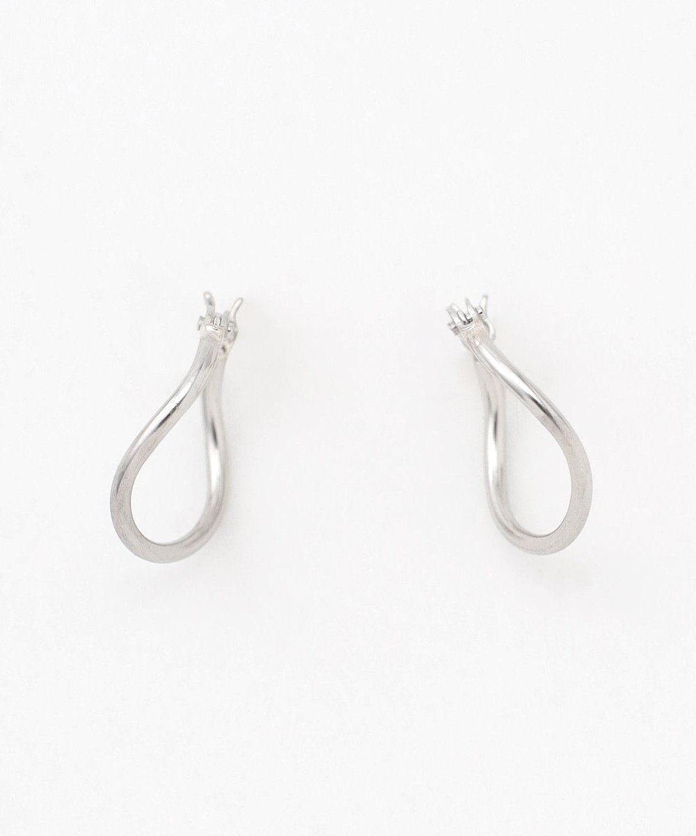 TOCCA 【WEB限定】PETAL HOOP PIERCED EARRINGS プラチナ ピアス 