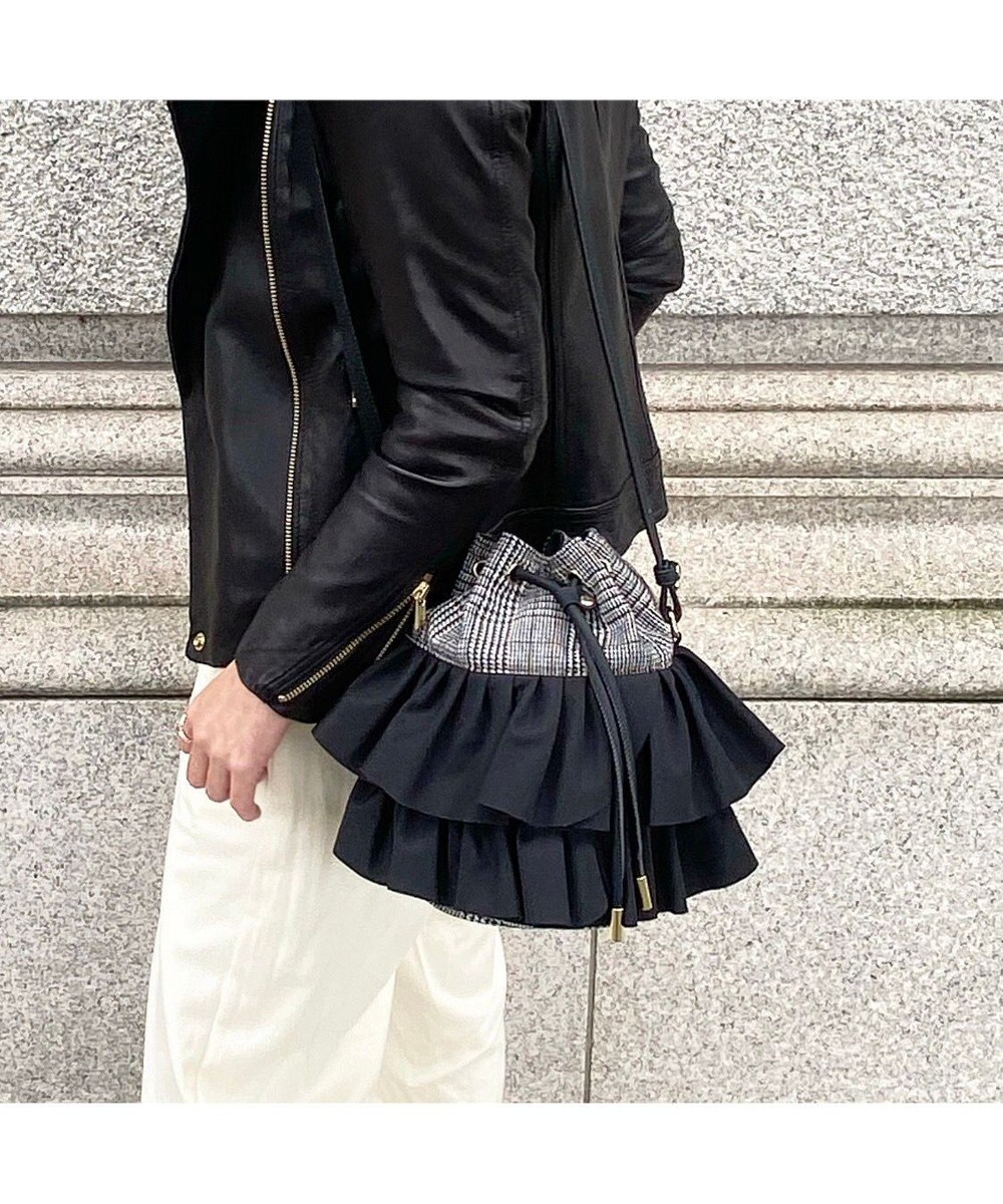 LA BAGAGERIE 【インスタグラマー chiyoさん×LA BAGAGERIE】フリルバケットバッグ 