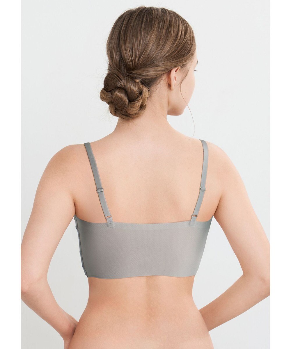 WACOAL 【GOCOCi ゴコチ】 ノンワイヤーブラ ハーフトップ ベタつきにくく乾きやすい 通気性がよい 立体的なバストシルエット ブラトップ レディース CGG271 /ワコール 