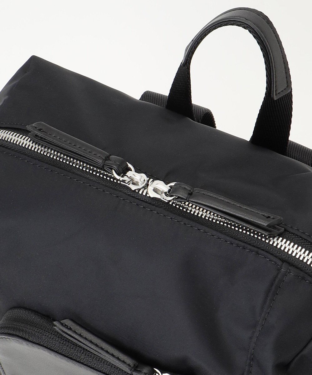 Y'SACCS ナイロン×リサイクルレザー　コンビマルチリュック 