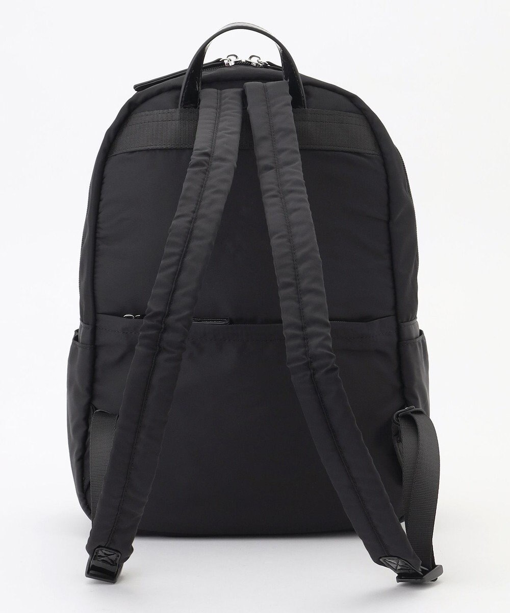 LA BAGAGERIE エナメルアクセントリュックサック 