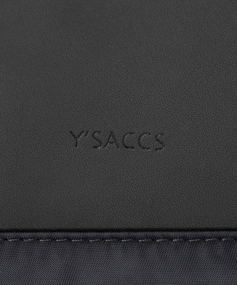 Y'SACCS ナイロン×リサイクルレザー　コンビマルチリュック 