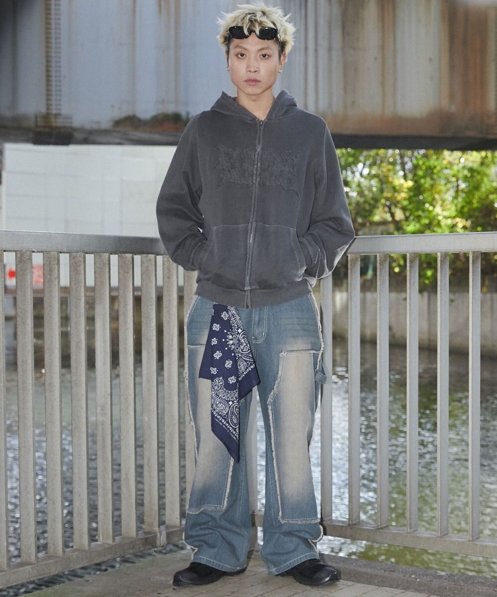 WEGO 【ユニセックス着用ITEM】ピグメントダメージアップリケZIPパーカー 