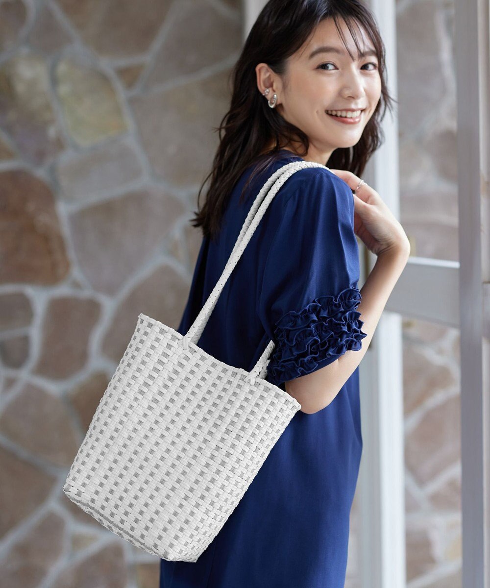 Tiaclasse メルカドウーヴンバッグ 