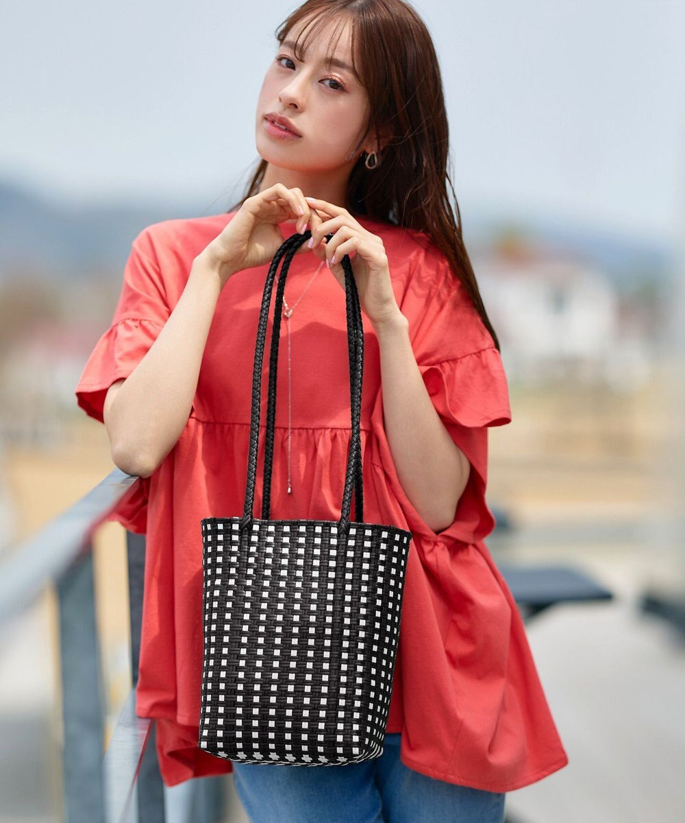 Tiaclasse メルカドウーヴンバッグ 