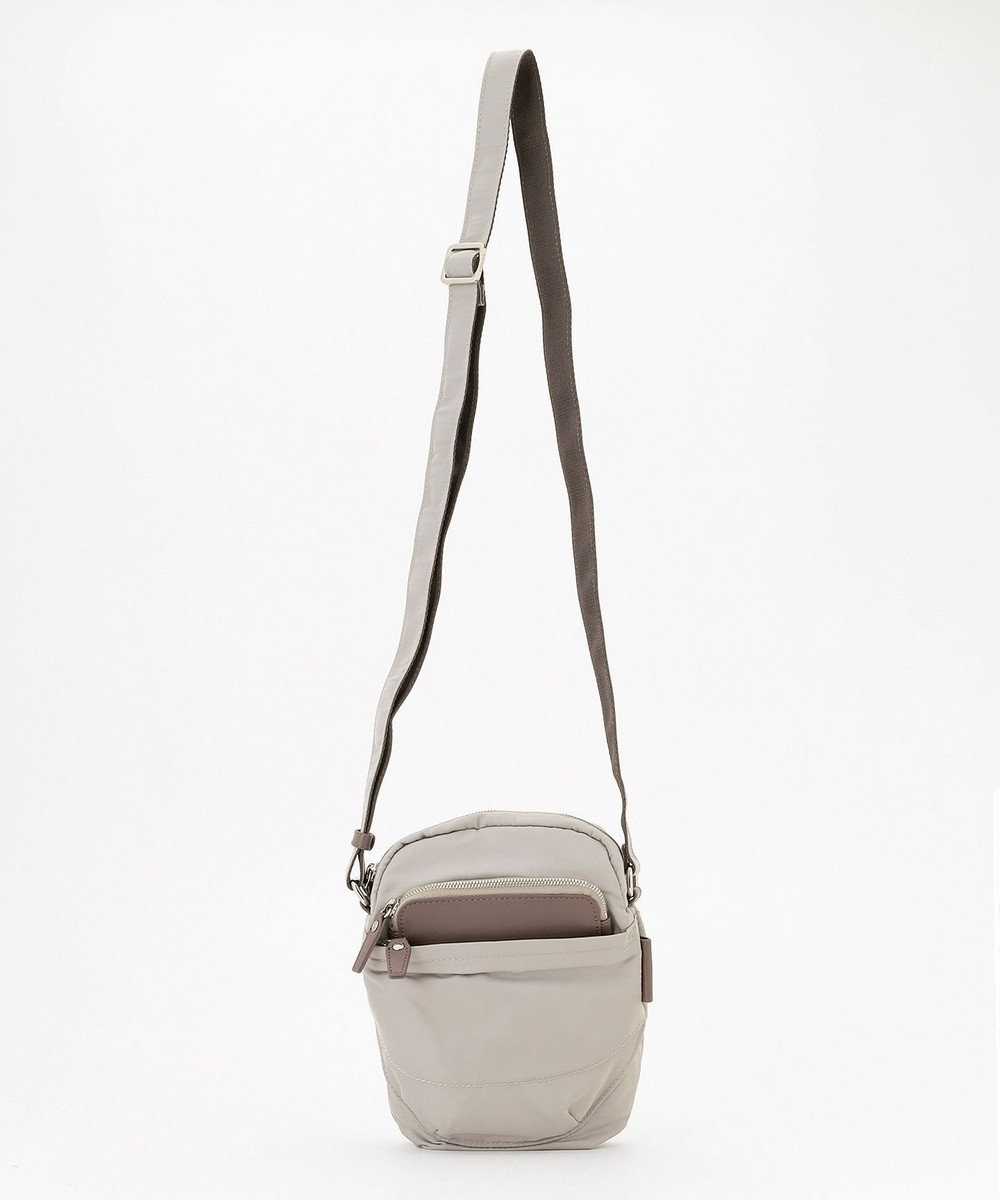 Y'SACCS ポリエステルツイル ポシェット 