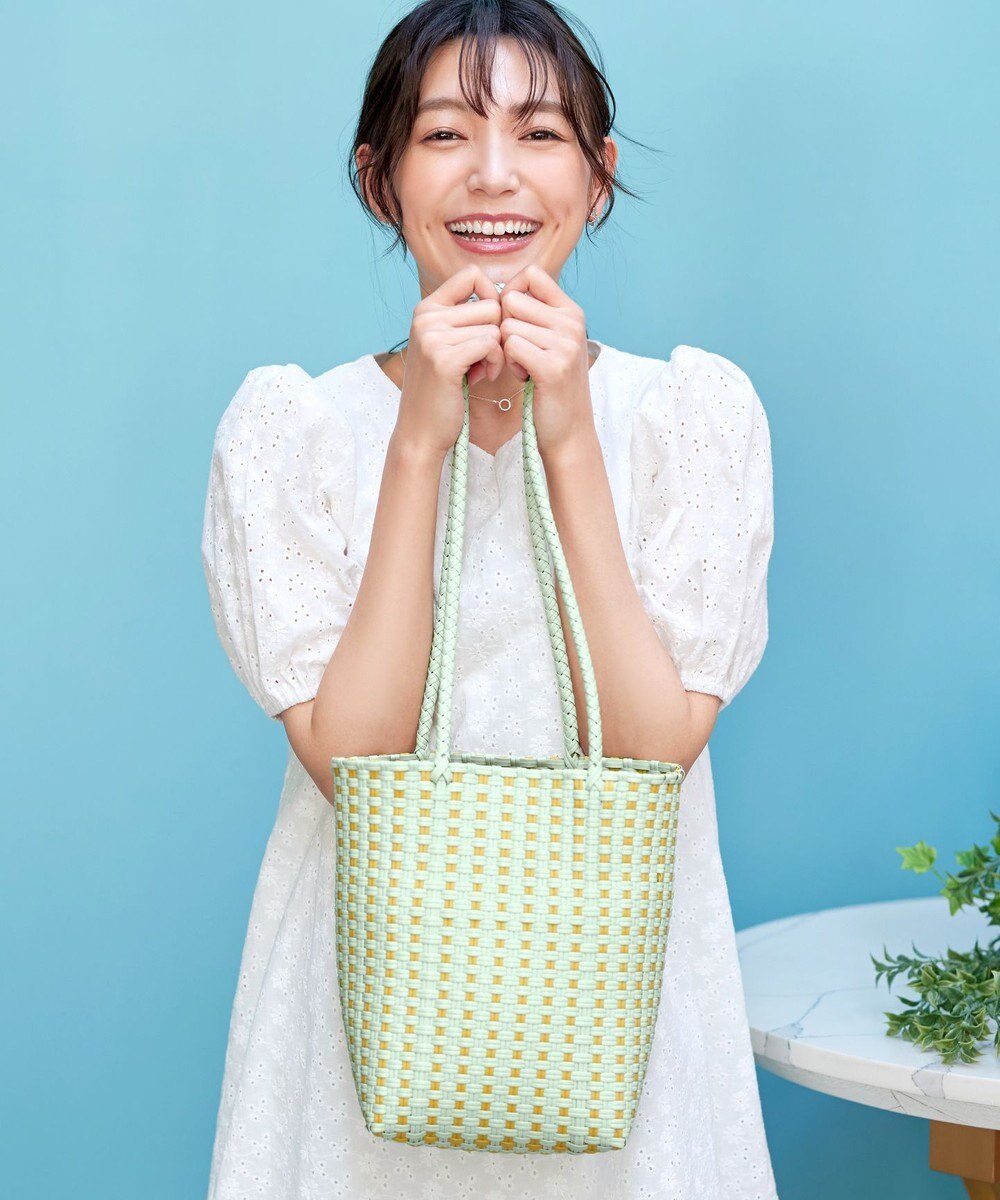 Tiaclasse メルカドウーヴンバッグ 