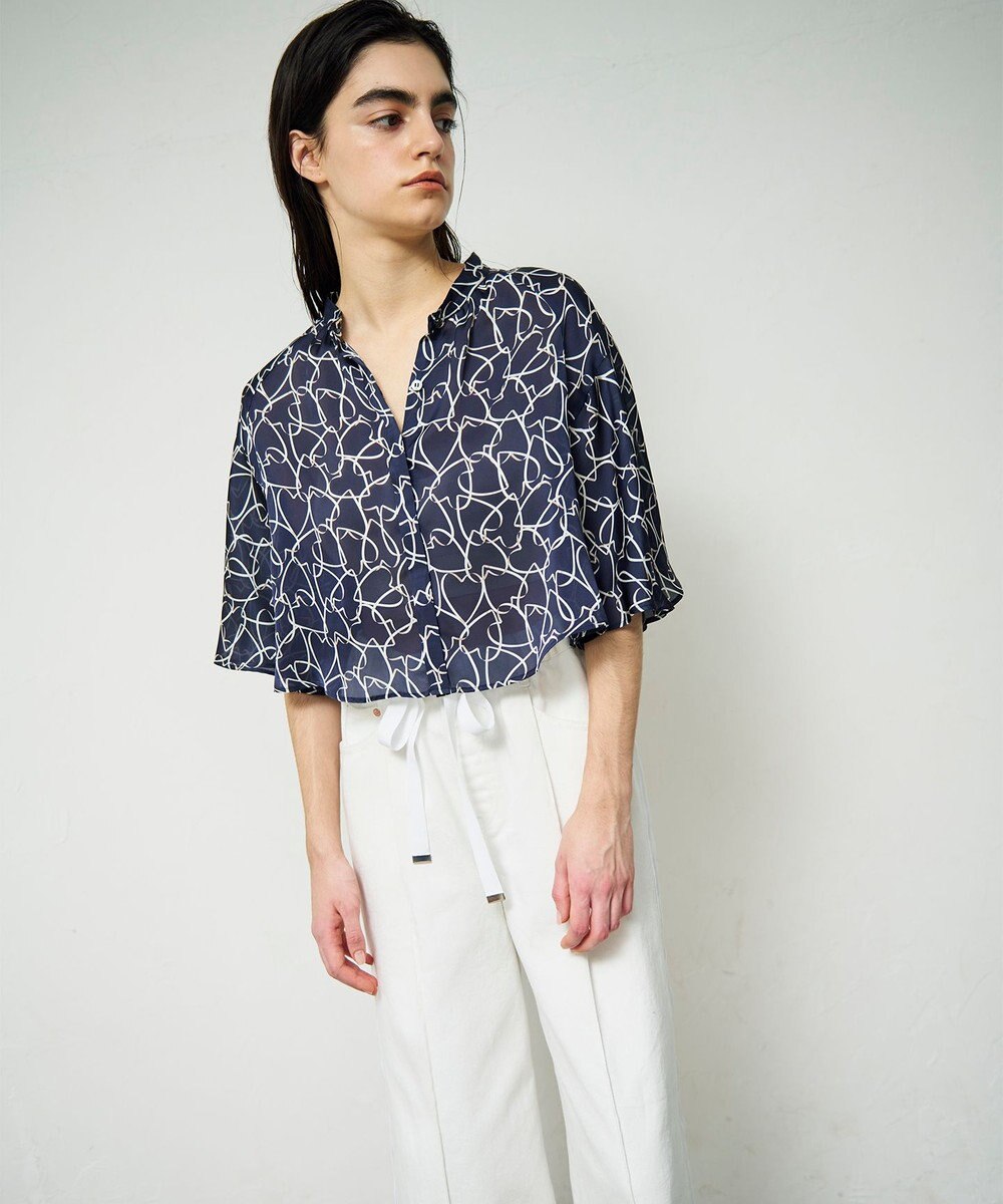 GRACE CONTINENTAL ラインハートケープブラウス 