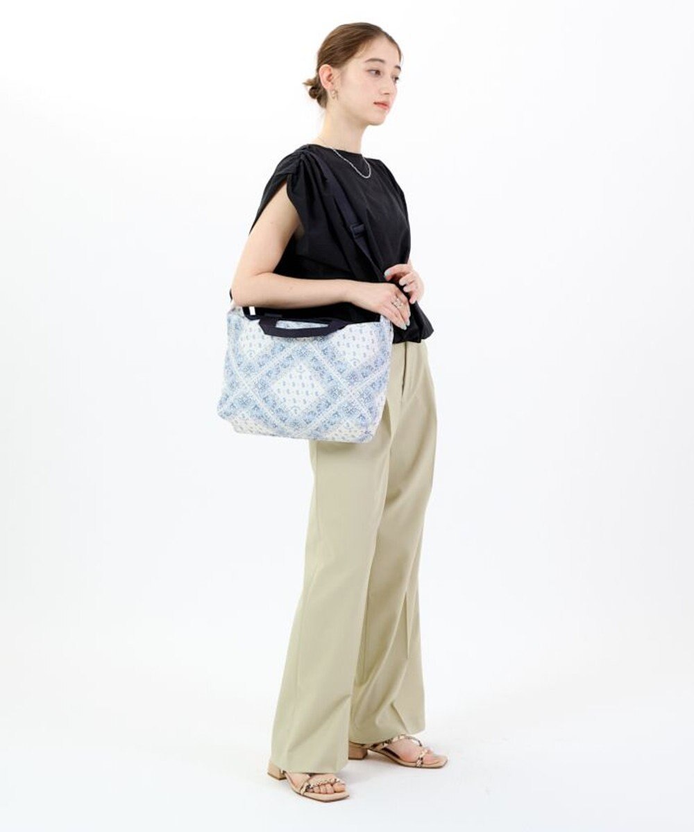 LeSportsac DELUXE EASY CARRY TOTE/バンダナブリーズ 