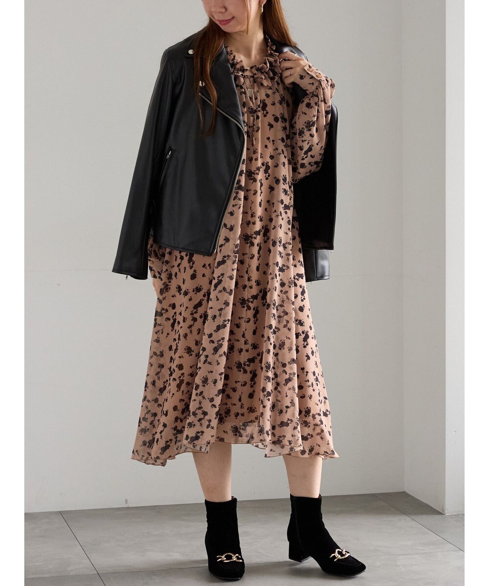 Te chichi フラワーシフォンフリルネックドレス 