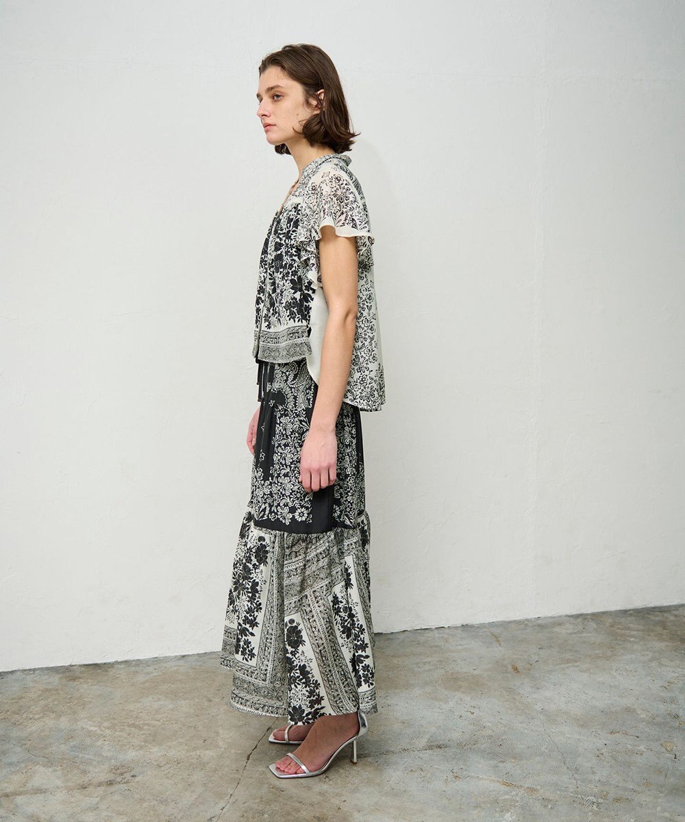 GRACE CONTINENTAL バンダナティアードスカート 