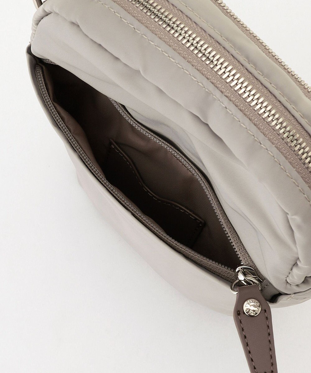 Y'SACCS ポリエステルツイル ポシェット 