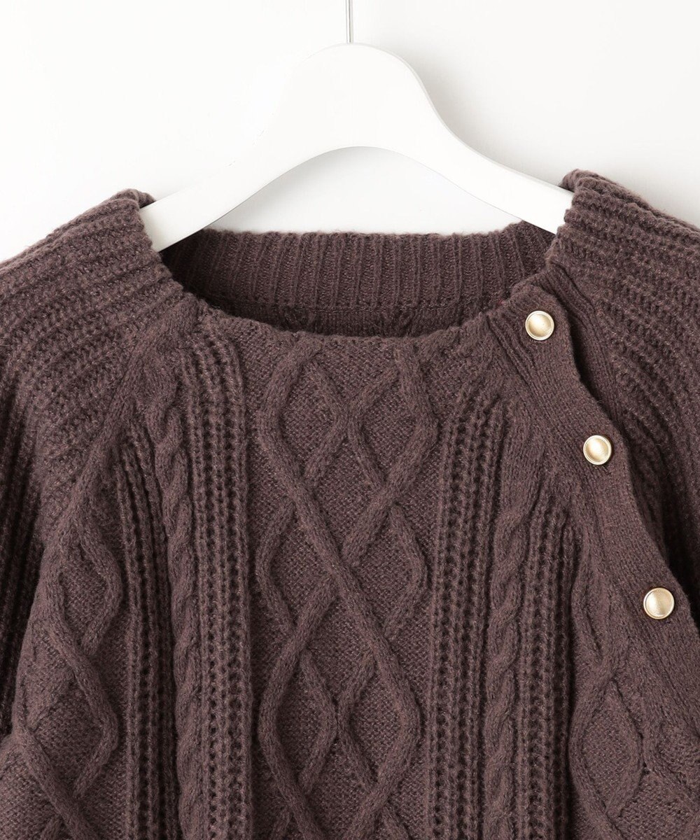 Feroux 【洗える】金釦ケーブル ニット 