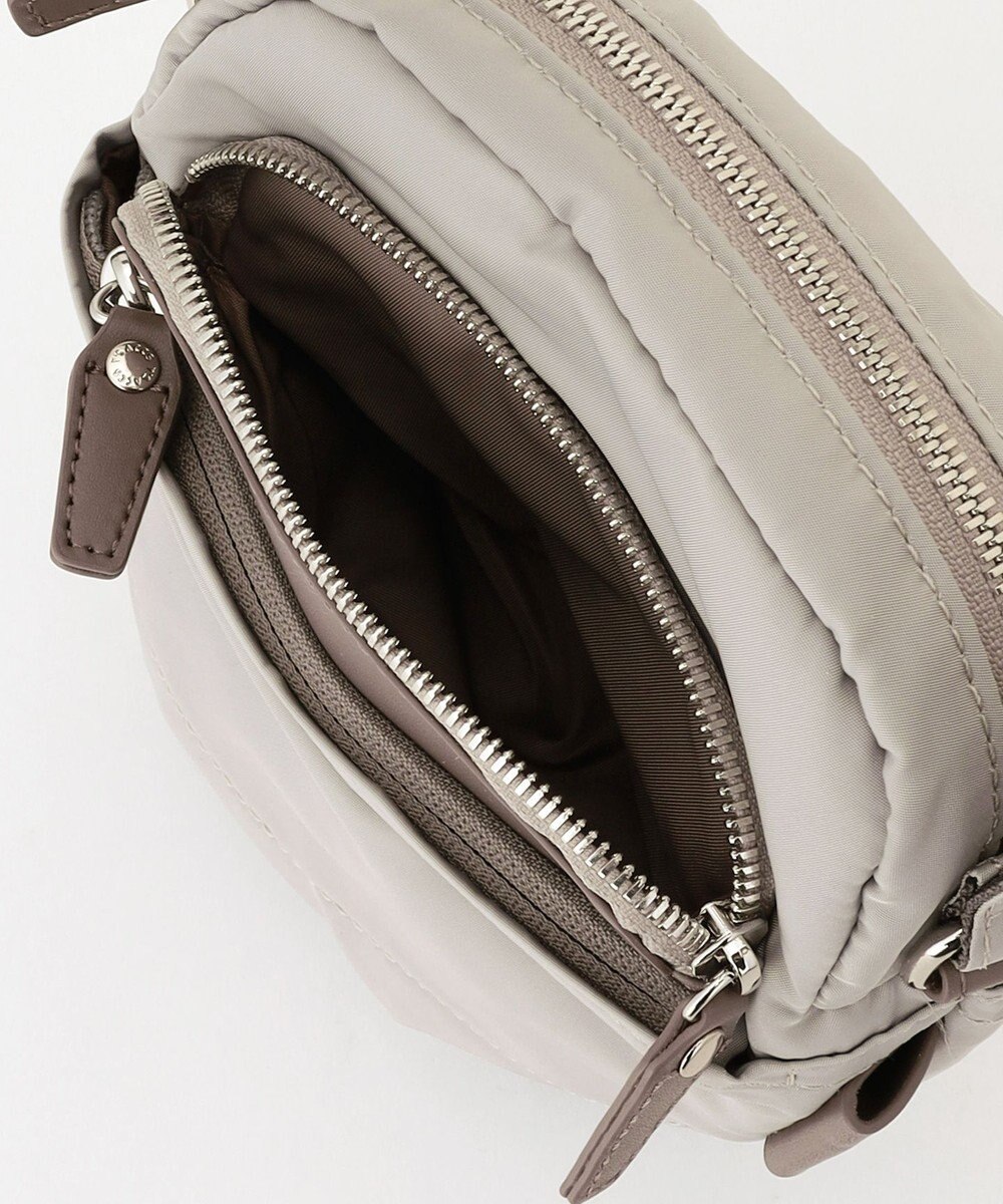 Y'SACCS ポリエステルツイル ポシェット 