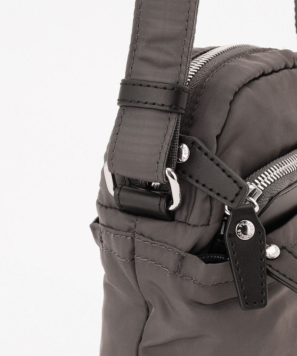 Y'SACCS ポリエステルツイル ポシェット 