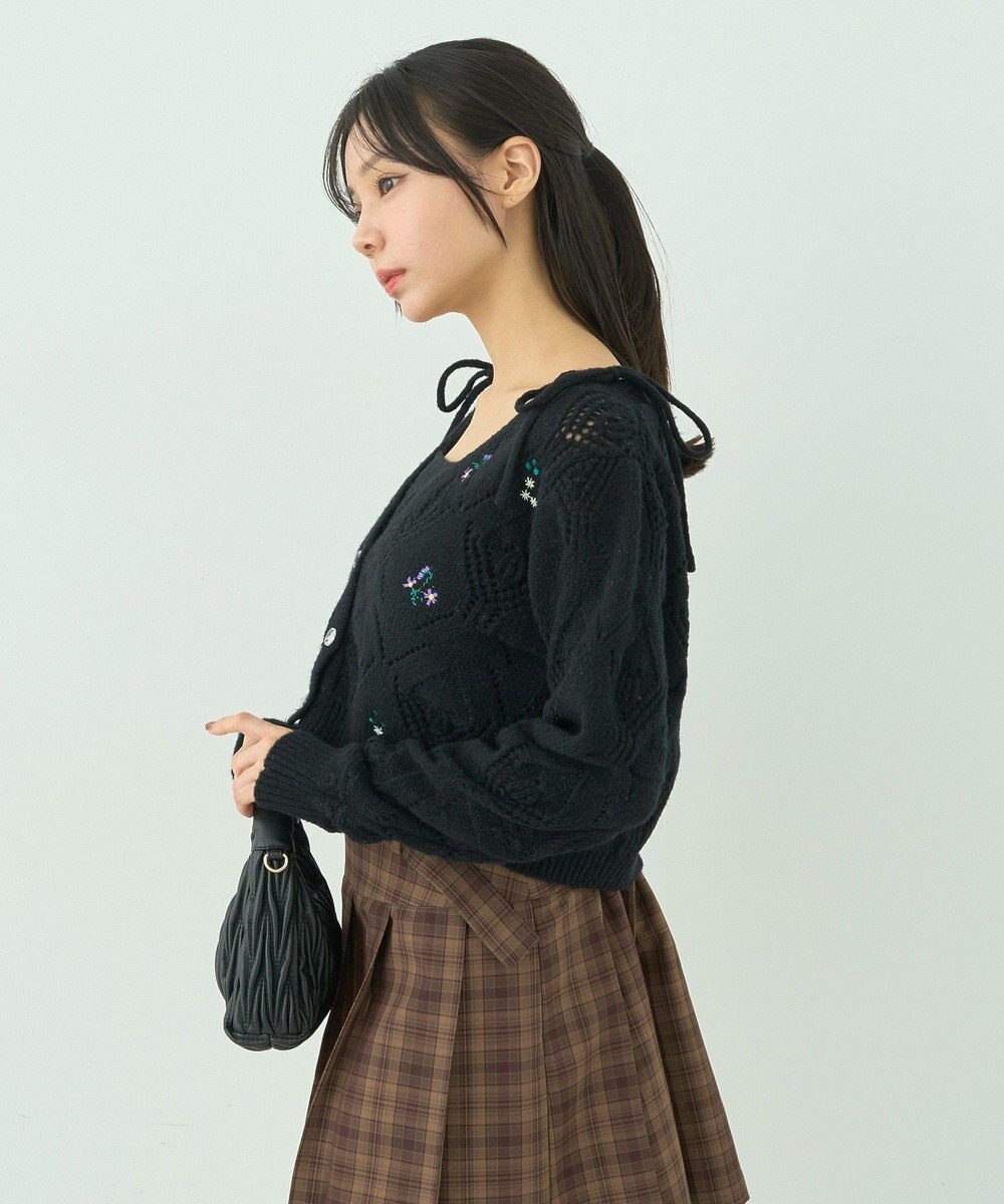 earth music&ecology ＳＥＴ２点刺繍ビスチェ＋カーディガン 